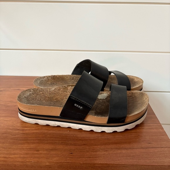 REEF Women's Cushion Vista Hi Platform Sandals Black  Vegan Leather Size 8 Comfy - Picture 4 of 6